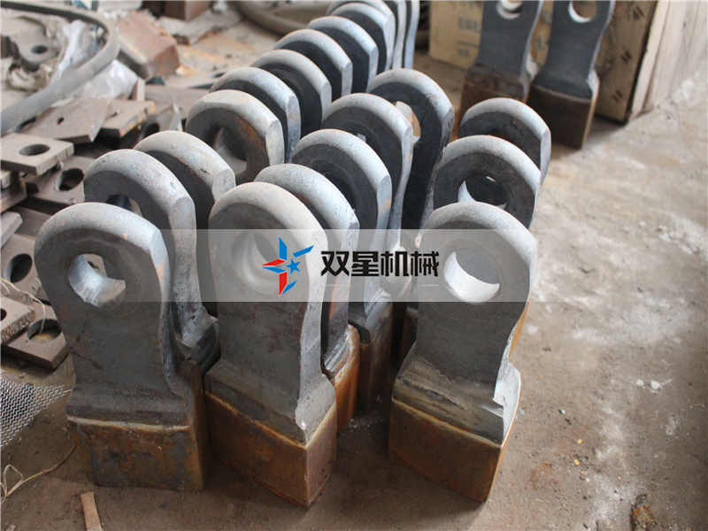 金屬破碎機配件<a href='http://qlnddj.cn/scxc/1572.html' target='_blank'><span>錘頭</span></a>
